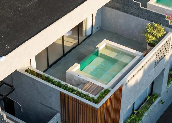 Elourea 1br Rooftop Jacuzzi In アパート