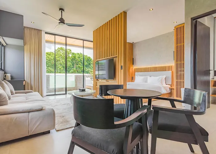 Elourea 1br Rooftop Jacuzzi In アパート